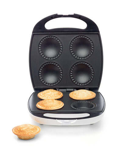 4 space of pie maker