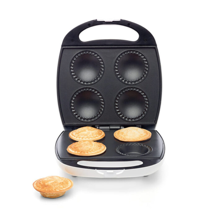 4 space of pie maker